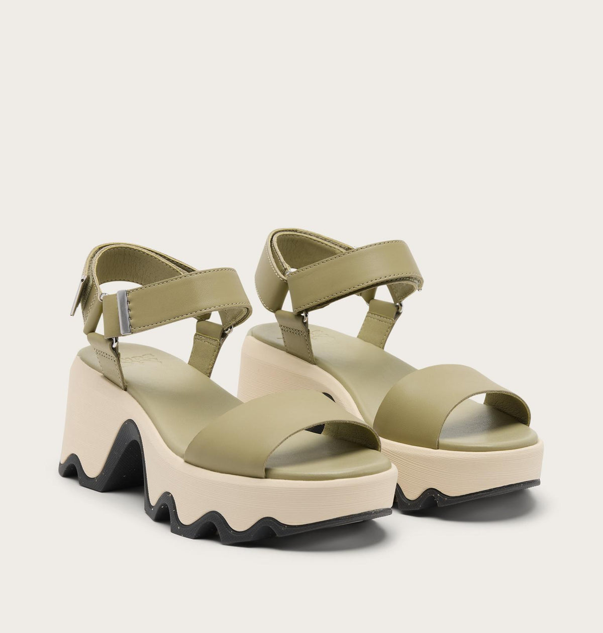 Kinetic™ Aura Y-Strap Women's Sandal - US 1687