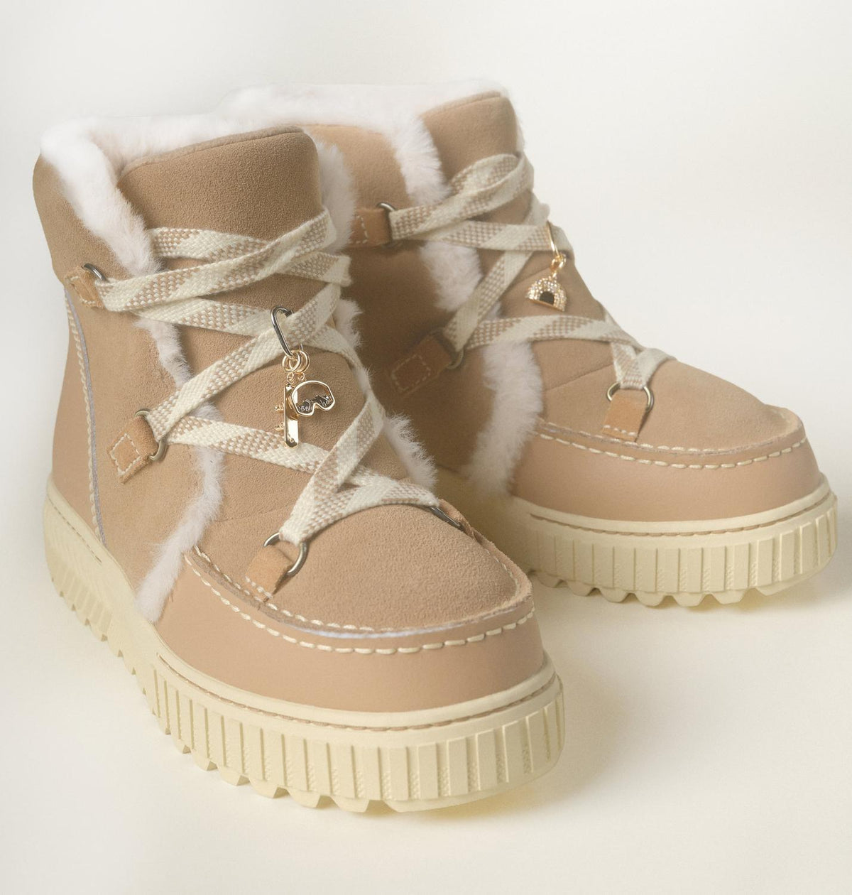 SOREL The New Horizons Charm - US 6468