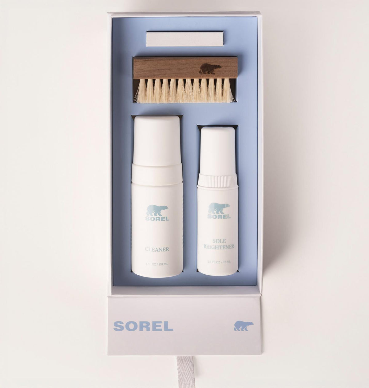 Essential Shoe Care Kit - US 8361